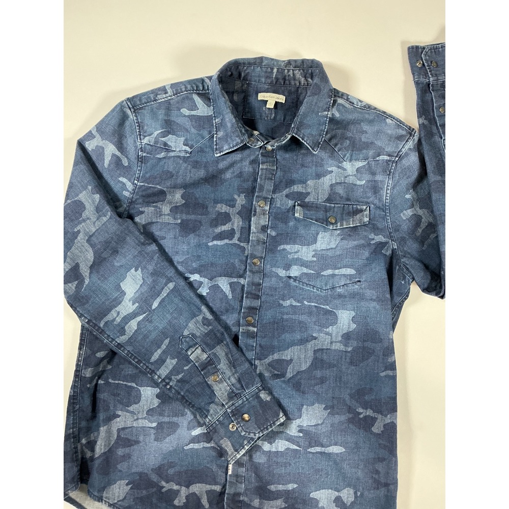 Calvin Klein Jeans Blue Camo Denim Western Snap Shirt Size L